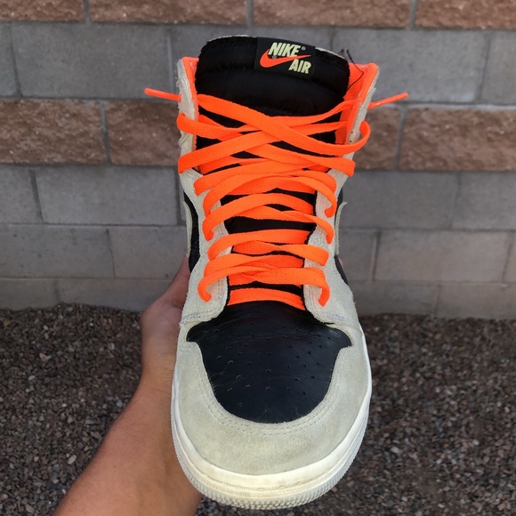 Jordan 1 Retro High “Neutral Grey Hyper Crimson” - Picture 4 of 6